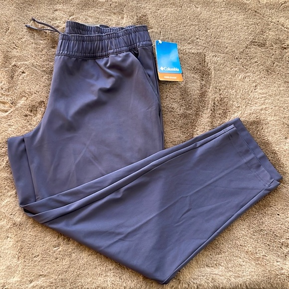 Columbia - Women’s Omni-Shade Ankle Pants - Picture 4 of 4